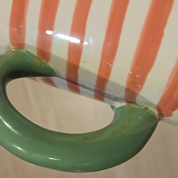 G! Pink/White Striped Alligator Mug - Picture 5 of 9